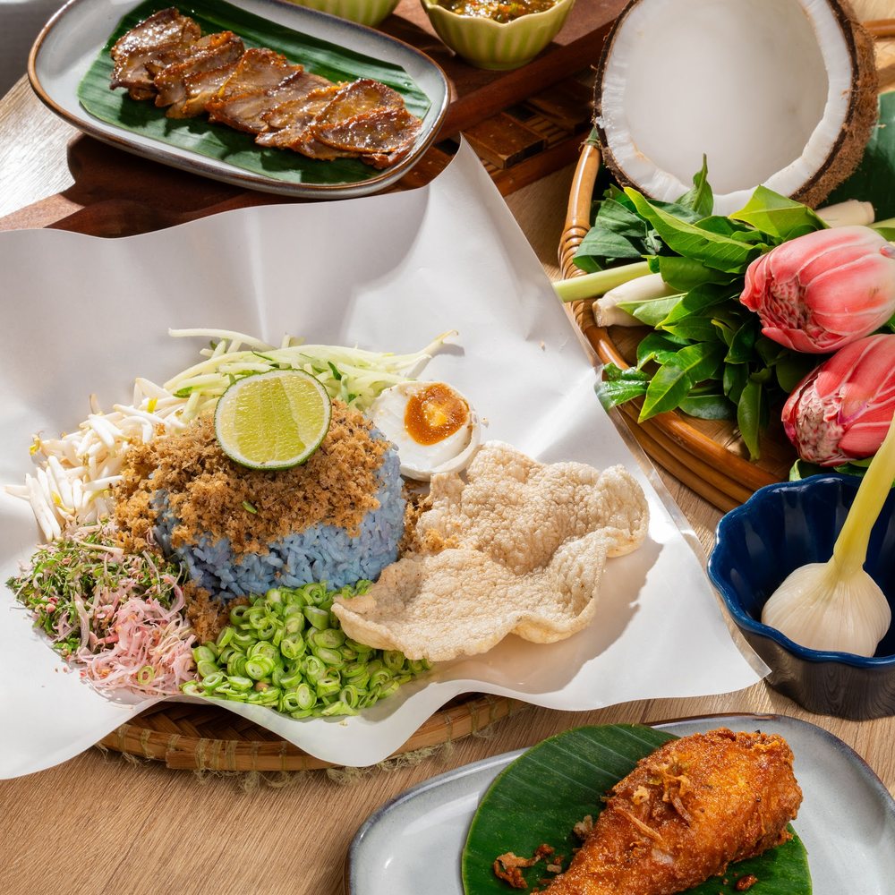 Nasi Kerabu with fried chicken, keropok and ulam